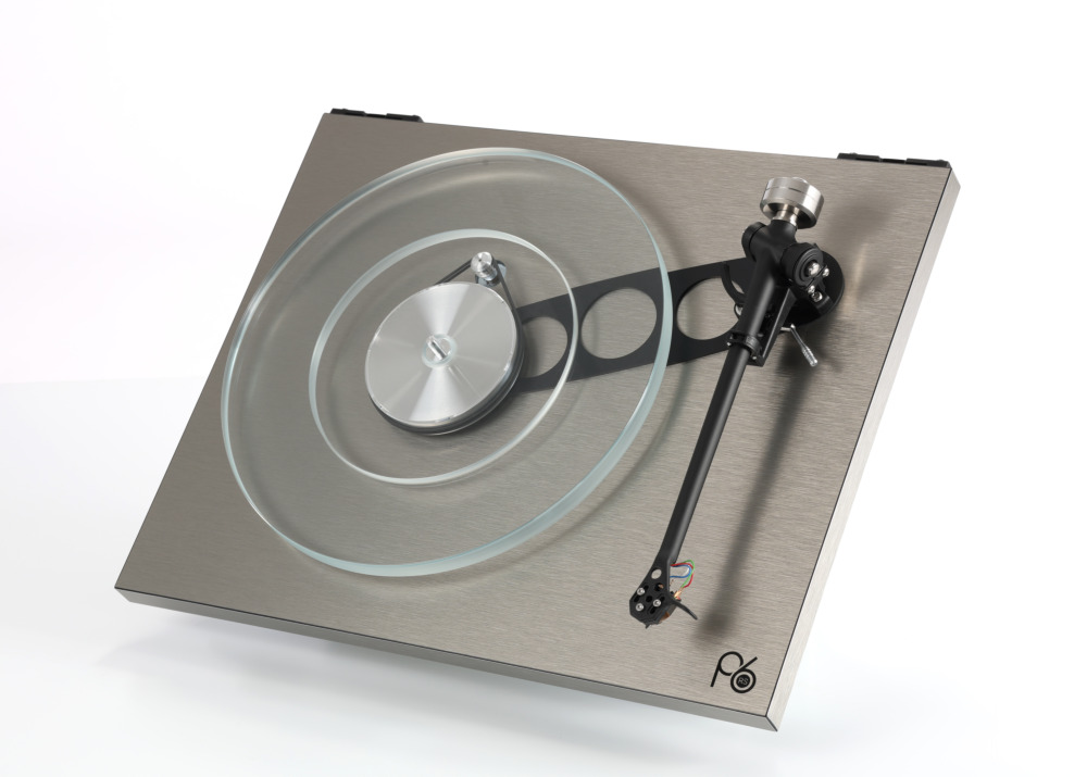 Planar 6 RS stood up