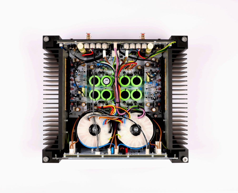 Rega Solis Reference Power amplifier - Top off