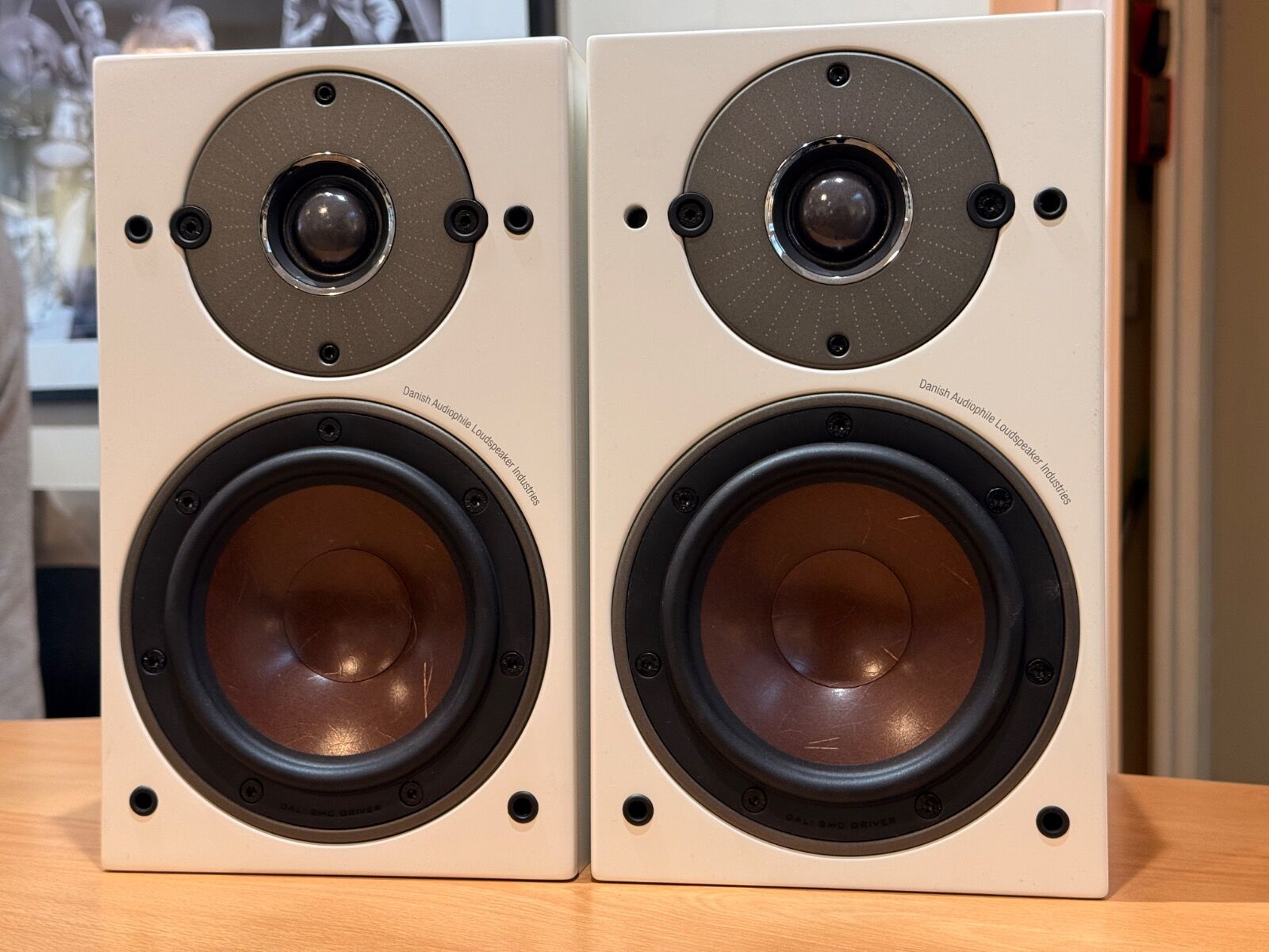 DALI OBERON 1 Bookshelf Loudspeaker available from Hifi Gear