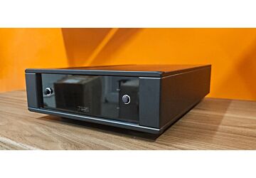 Rega Aria Mk3 Phono Stage Trade-In - Front angle
