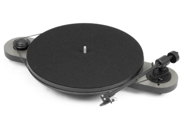 ProJect Elemental Turntable in black finish