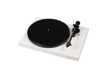Project Debut Carbon Turntable - White