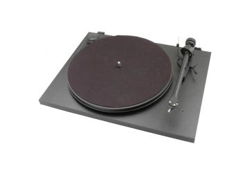 Project Essential 2 Turntable Black