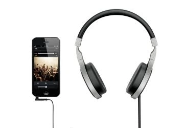 KEF M500 Headphones with iPhone