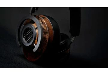 AudioQuest NightHawk Headphones - 1