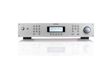 Rotel RT-12 FM Tuner & Network Player in silver