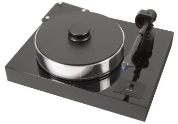 Project Xtension 10 Evolution Turntable in piano finish