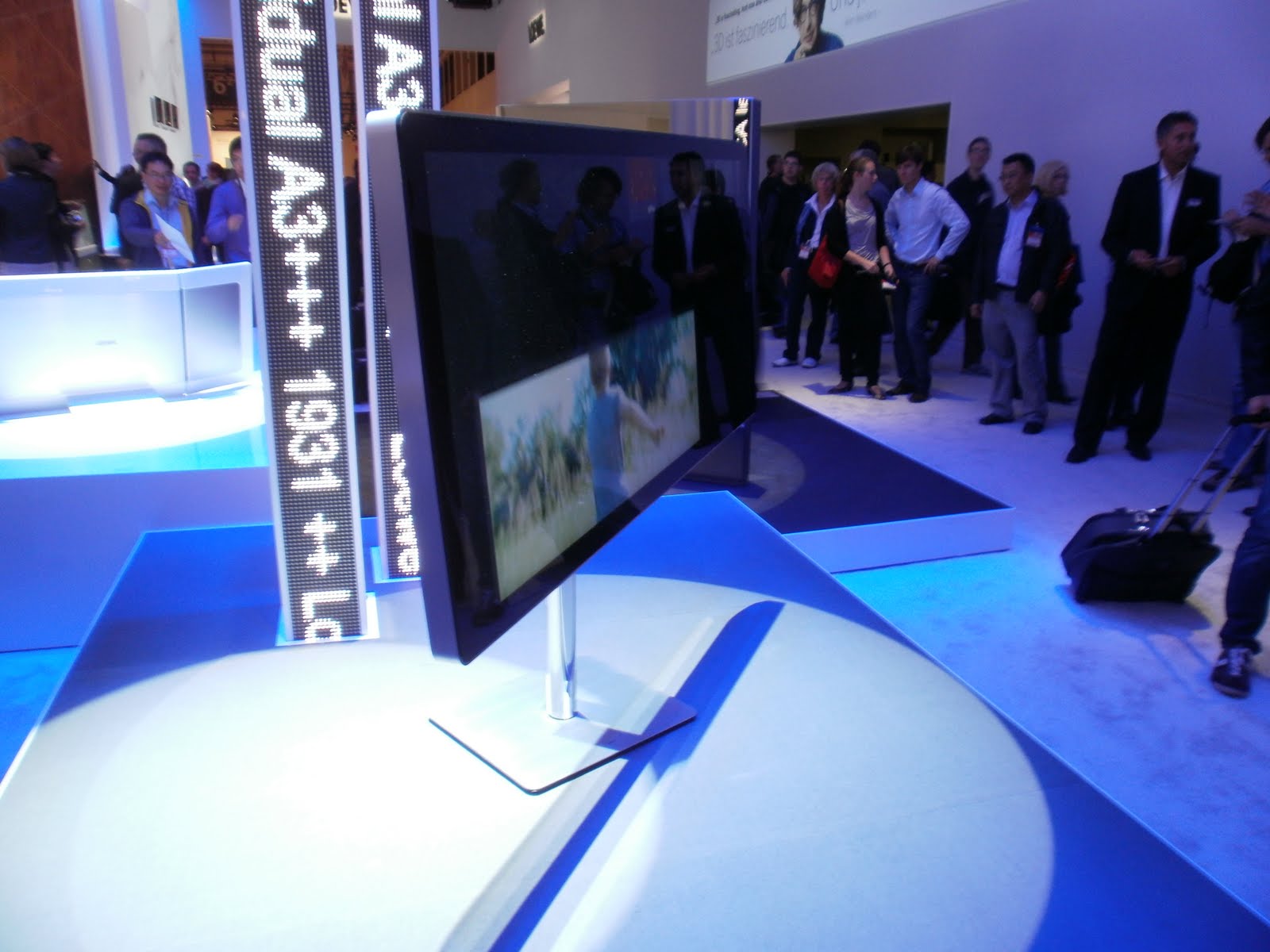 Loewe Concept TV