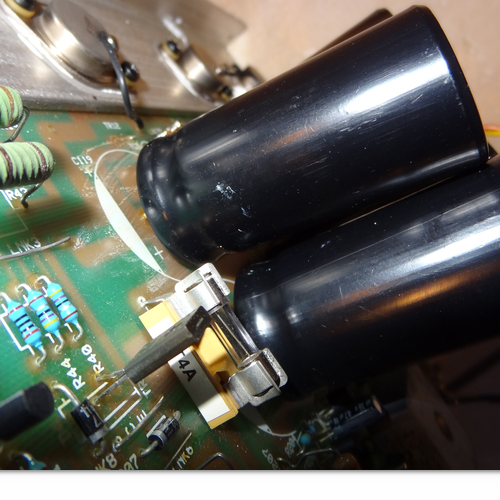 electra-amp Faulty electrolytic power supply capacitors in Elektra E100 amp