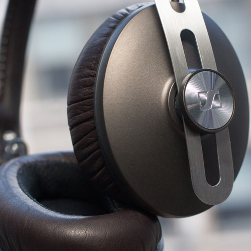 Sennheiser Momentum in brown leather