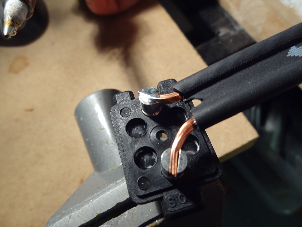 Soldered joint should be shiney and free of loose copper strands